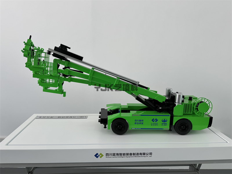 拱錨臺車